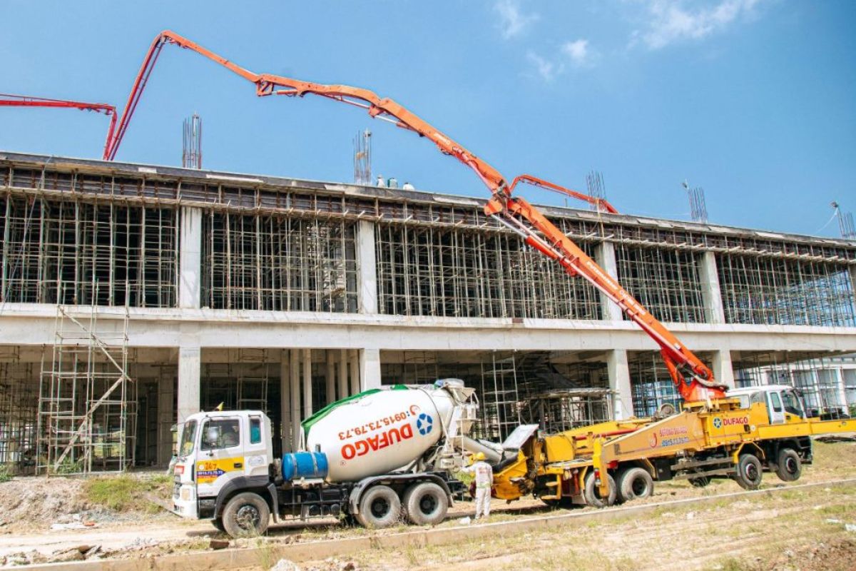 Xe bồn cung cấp bê tông tươi M200 tại Bắc Giang